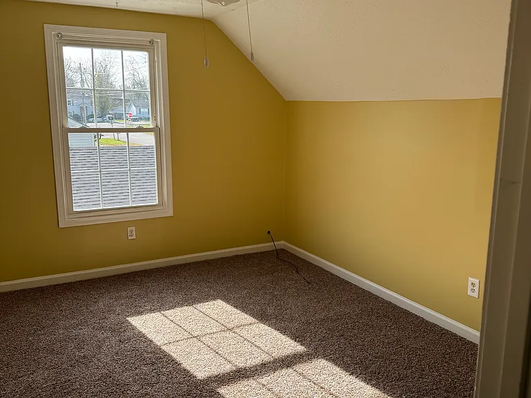 10511 Hillpark Dr — Photo 12