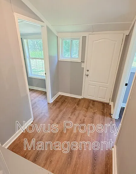 223 Waddell St — Photo 10