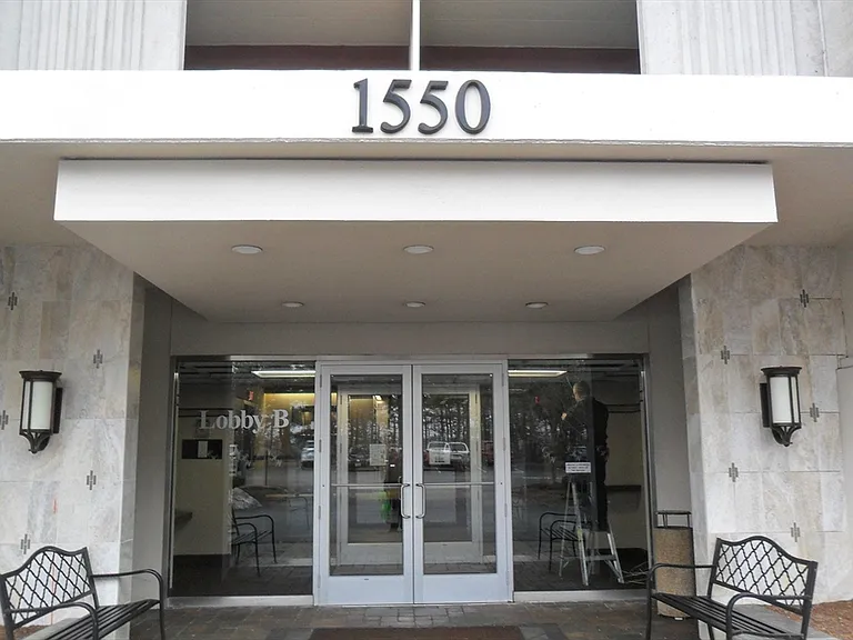 1550 Worcester Rd #528 — Photo 1