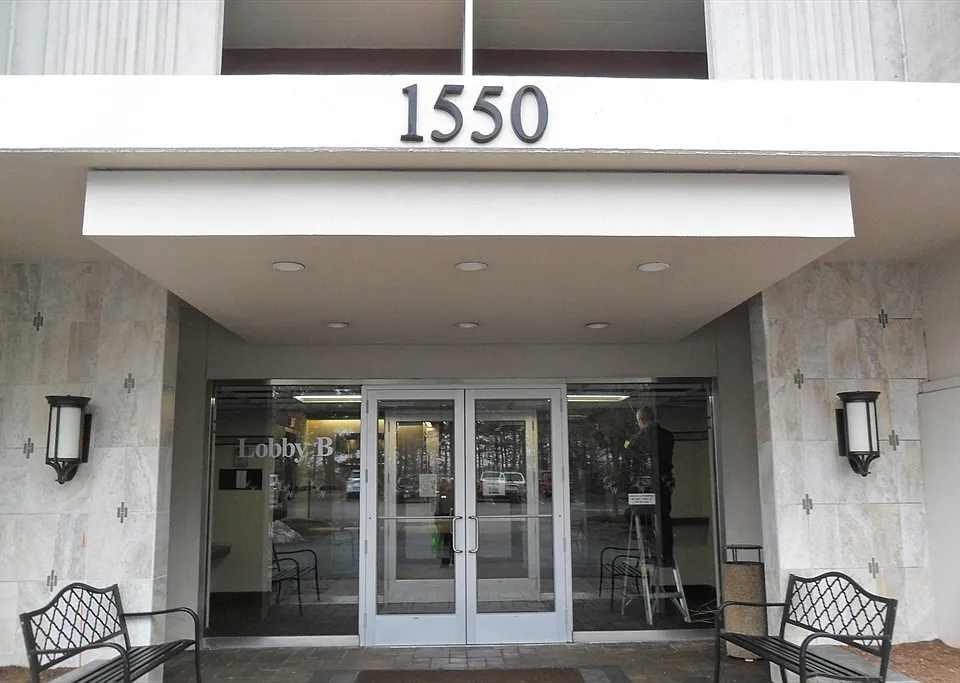 1550 Worcester Rd #528