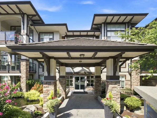 15175 36th Ave #307, Surrey, BC V3Z 4R3