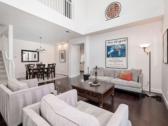 4th image of 212 Country Meadows Ln