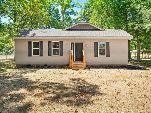 1221 Cemetery Rd, Pineville, LA 71360