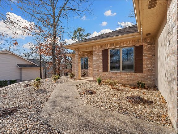3rd image of 12 Cambria Ln