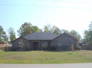 281 Brookside Dr, Longview, TX 75602