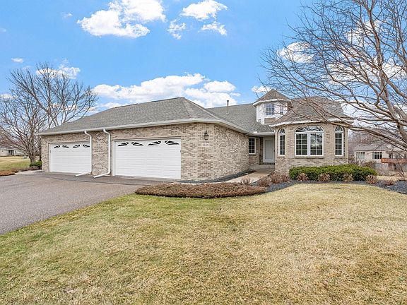3rd image of 3635 Zanzibar Ln N