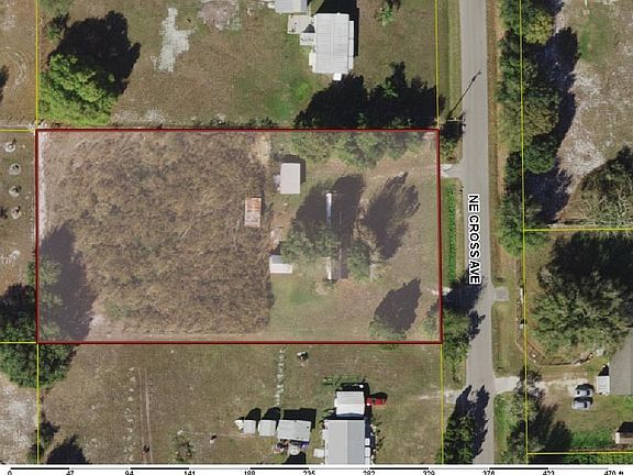 2nd image of 1265 NE Cross Ave