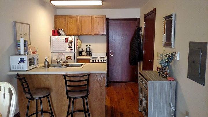 2nd image of 402 W Dayton St APT 203