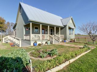 320 Blossom Hill Rd, Round Top, TX 78954