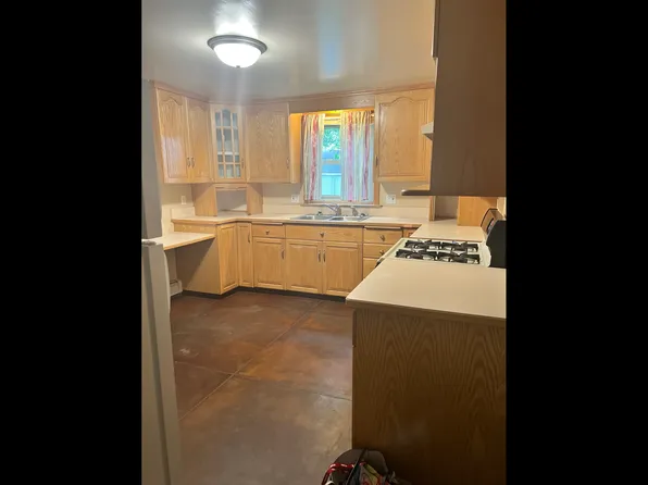 325 9th Ave S, South Saint Paul, MN 55075