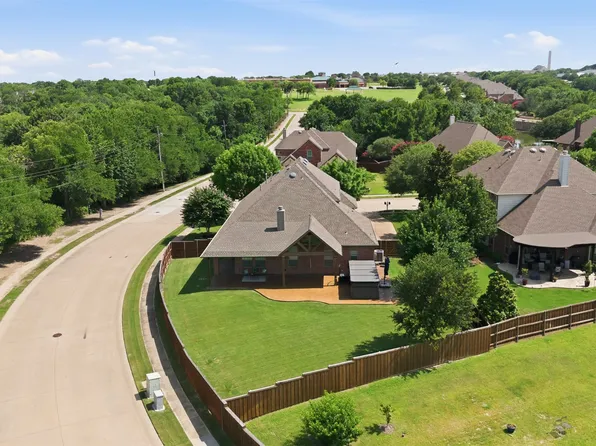5700 Waterford Ln, McKinney, TX 75071