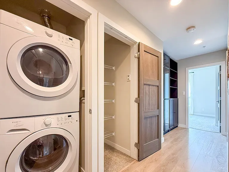9350 University High St #405 — Photo 19