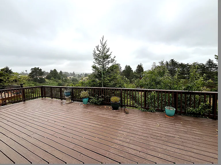 112 Alamo Ave — Photo 4