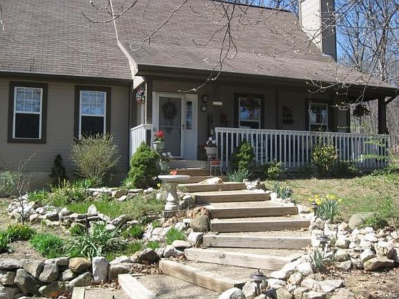 4th image of 73 Woodlake Ln