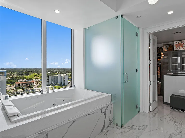 1 Water Club Way #Penthouse 2204 — Photo 18