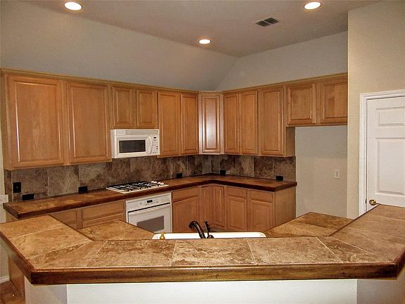 4th image of 8245 Mura Dr