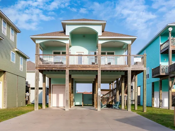 972 S Redfish St, Crystal Beach, TX 77650