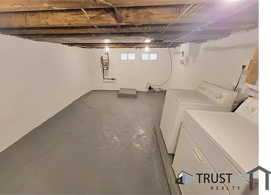 2538 N Gratz St — Photo 14