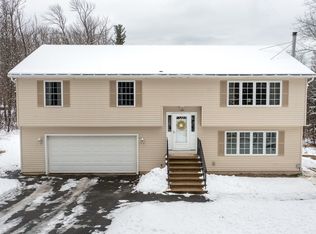 185 East St, Chesterfield, MA 01012