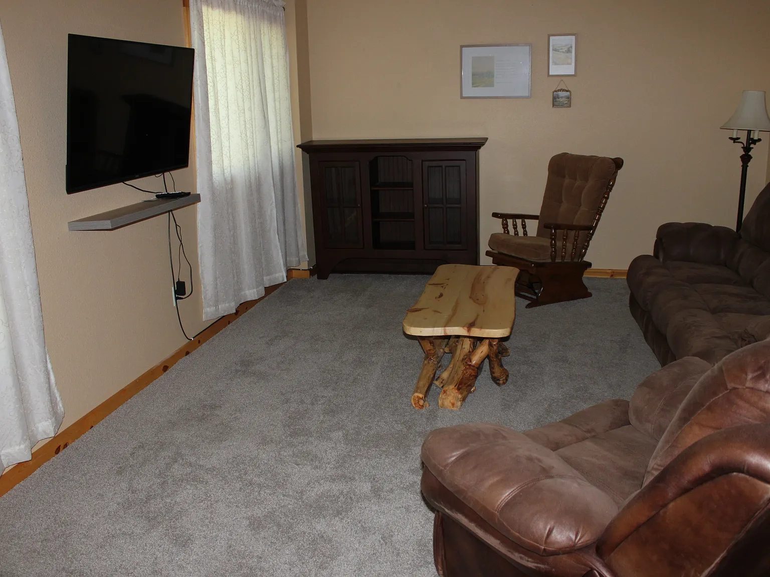 2 bed, 1250 sqft, $1,500 — Photo 3