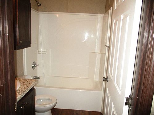 4th image of 20551 Kingston Dr