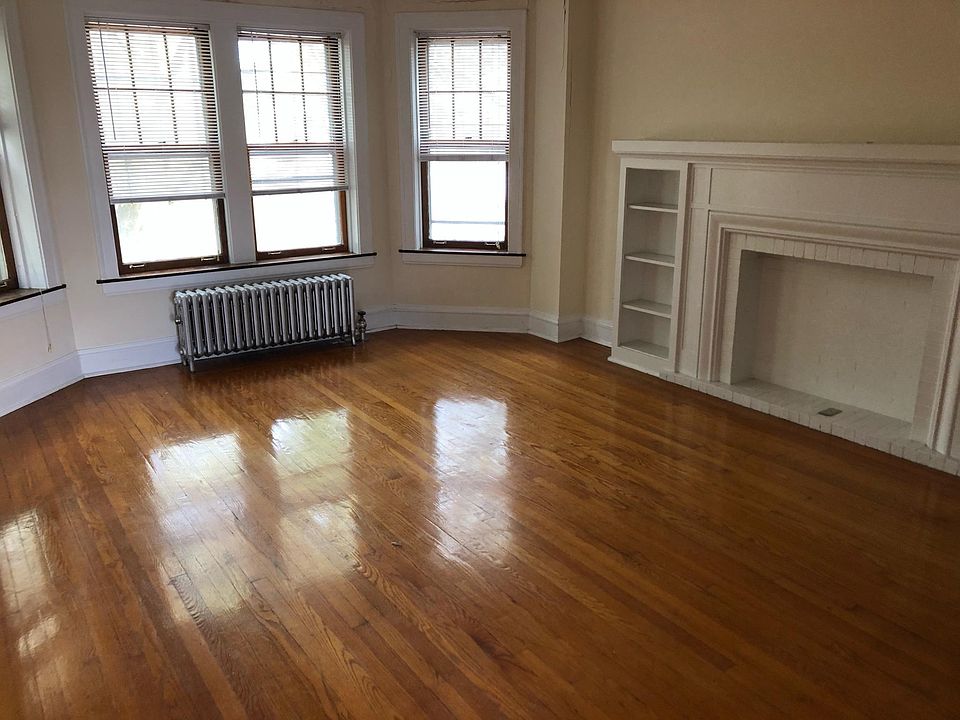 2nd image of 2455 W Hollywood Ave #2