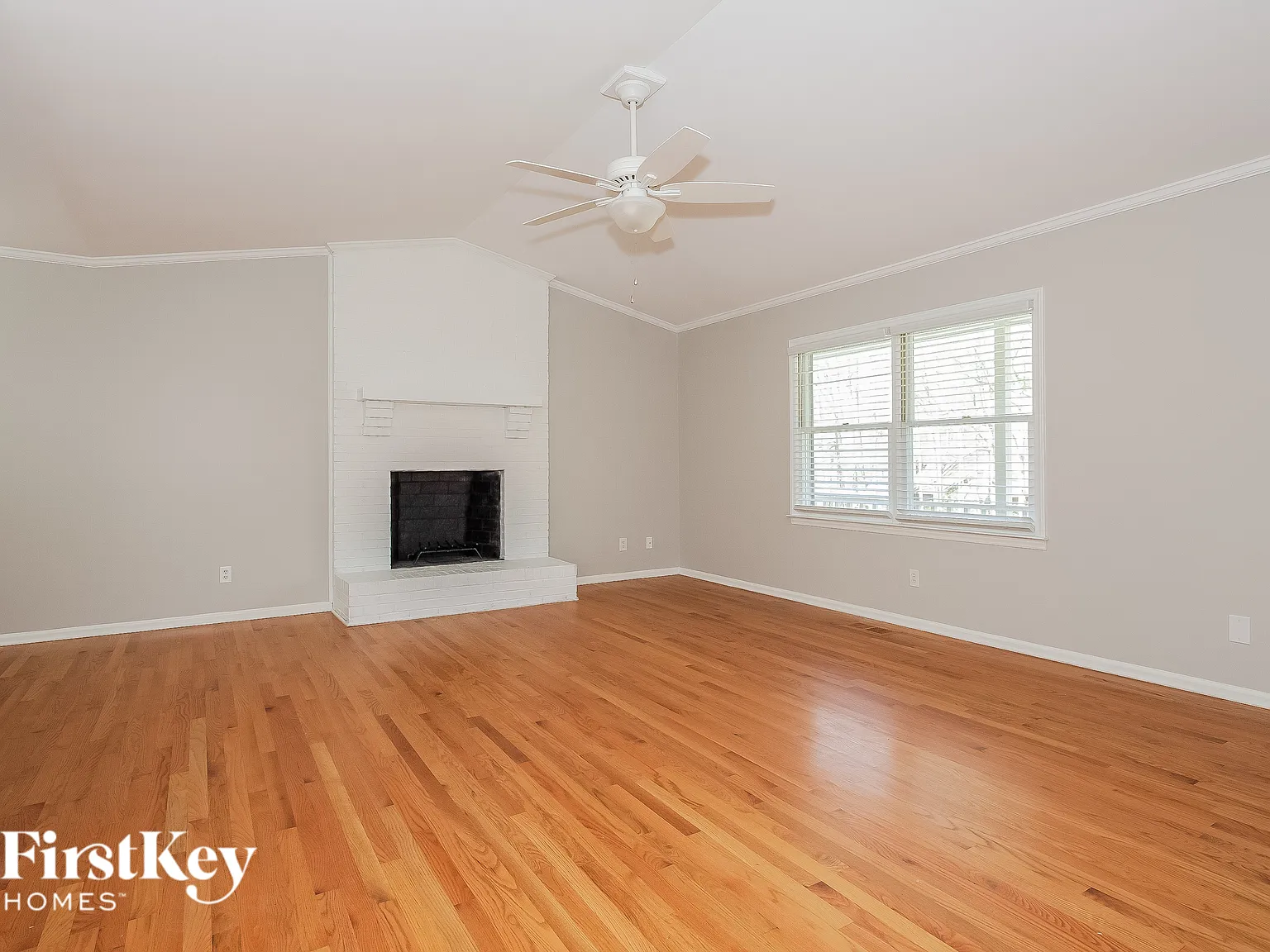 3 bed, 2.0 bath, 1444 sqft, $2,250 — Photo 4