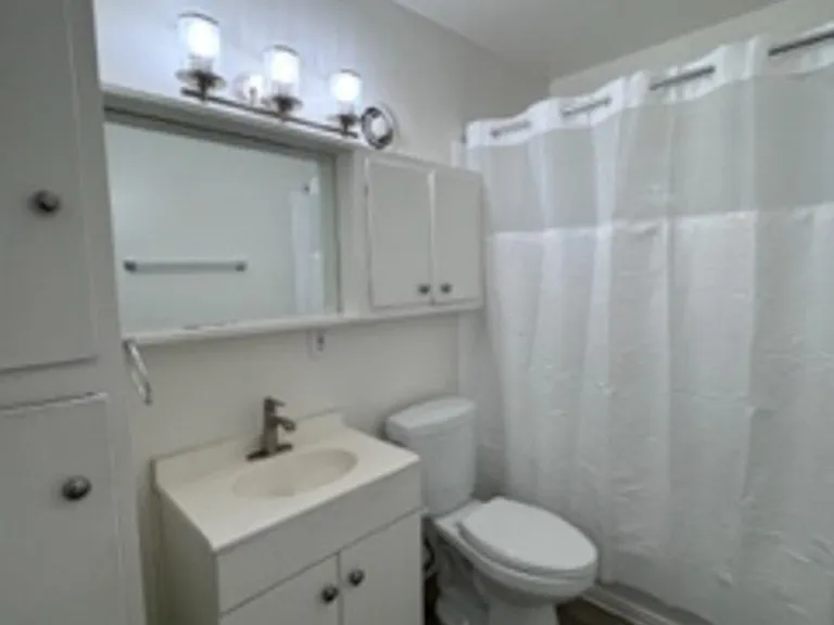 Prada Pointe Apartments — Photo 22
