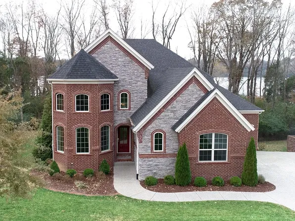 133 Windmill Pointe Cir, Hendersonville, TN 37075