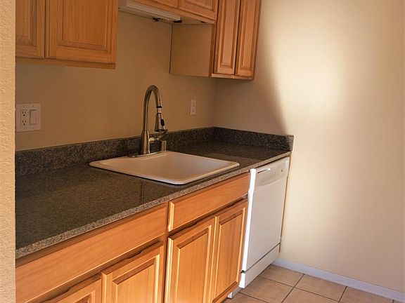 5th image of 12525 NE 145th Pl APT F109