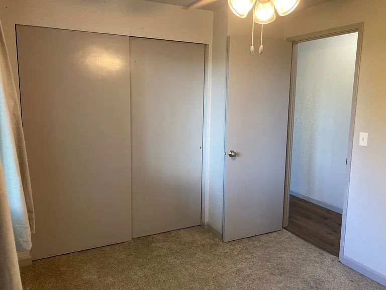 1309 Woodbury St — Photo 14