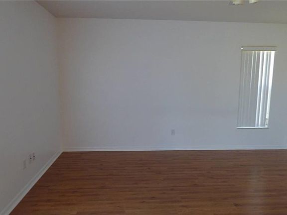 5th image of 13129 Pinyon Dr