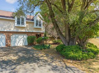 3028 Squire Blvd, Slingerlands, NY 12159