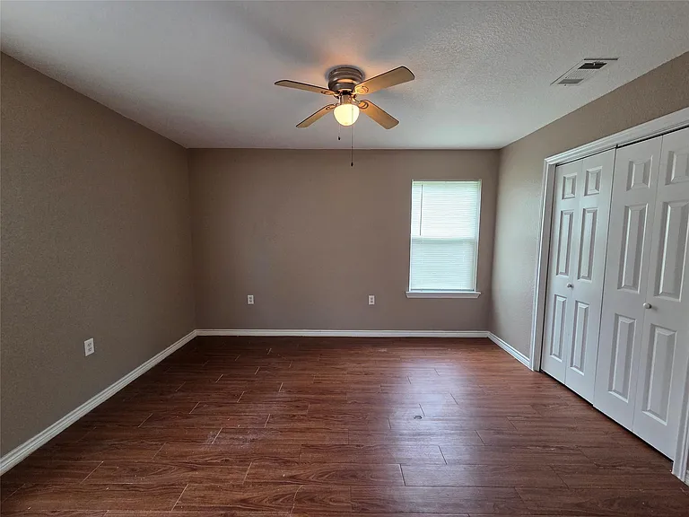 438 Spence Ln — Photo 17