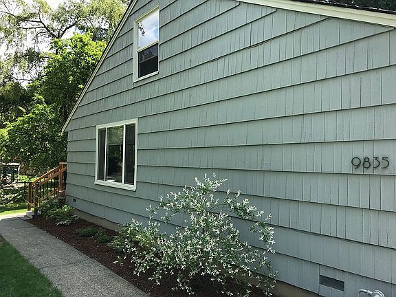 5th image of 9835 NE 128th St