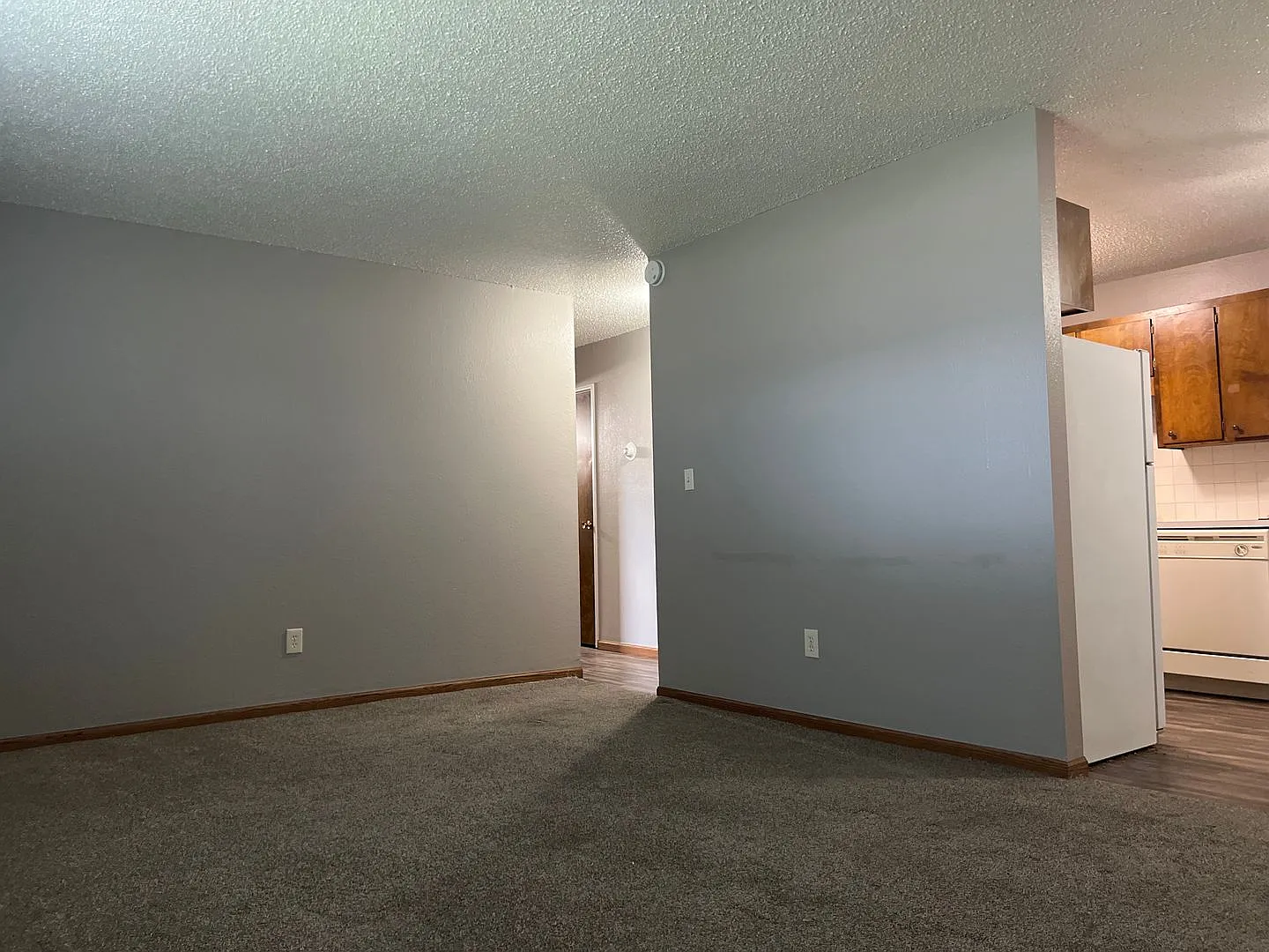 Westview Apartments — Photo 4