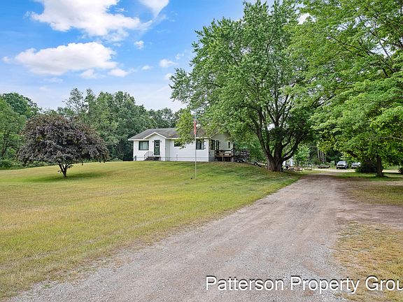 3rd image of 6825 Heights Ravenna Rd