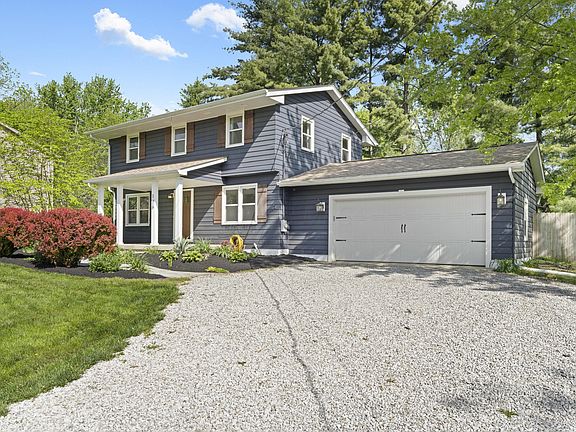 5th image of 126 W Hiawatha Dr