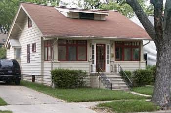 2nd image of 1418 Eaton Rd