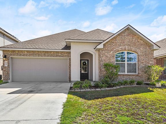 2nd image of 8187 Fairlane Dr