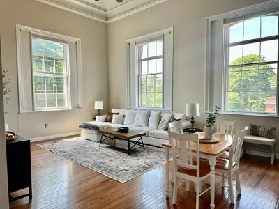 35 Flint St APT 304, Salem, MA, 01970
