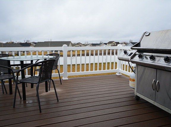 4th image of 2061 N Viola Dr