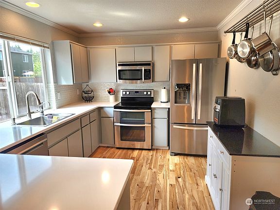 5th image of 15216 105th Avenue SE