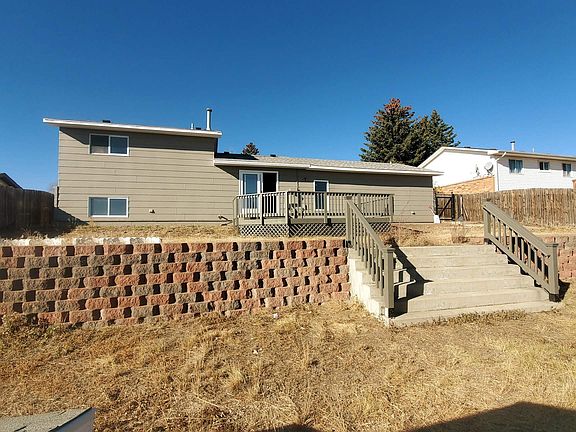 4th image of 729 Cottonwood Dr