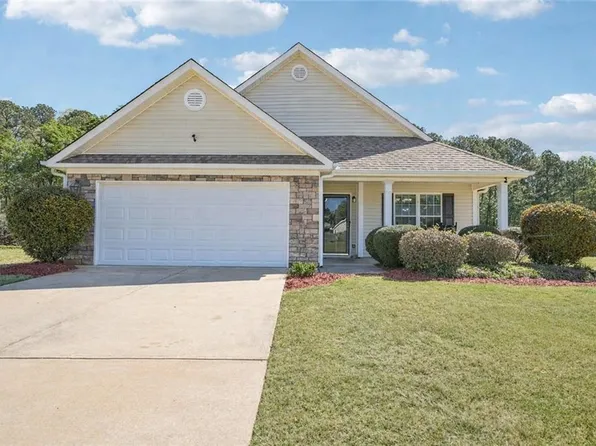 345 Annslee Cir, Loganville, GA 30052