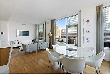 Rented by R New York