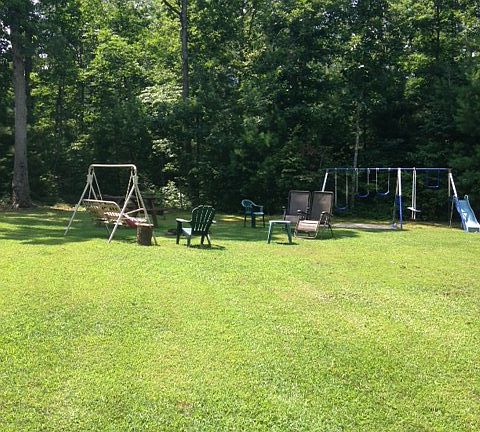 2nd image of 1009 Seneca Ct