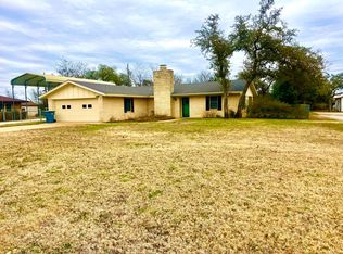 417 S Jones St, Hamilton, TX 76531