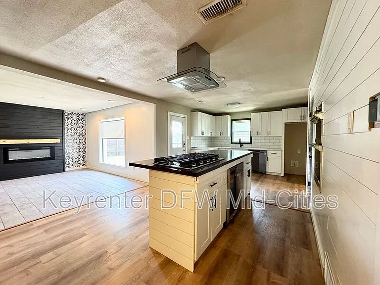 2703 Downing Ave — Photo 22