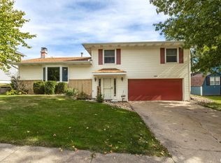 3414 14th St, Moline, IL 61265